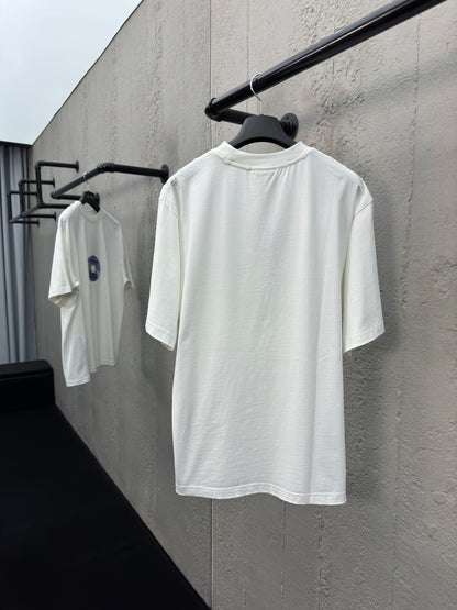 B  CD-ROM T-shirt