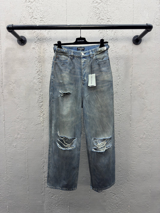 B  jeans with fringe rips