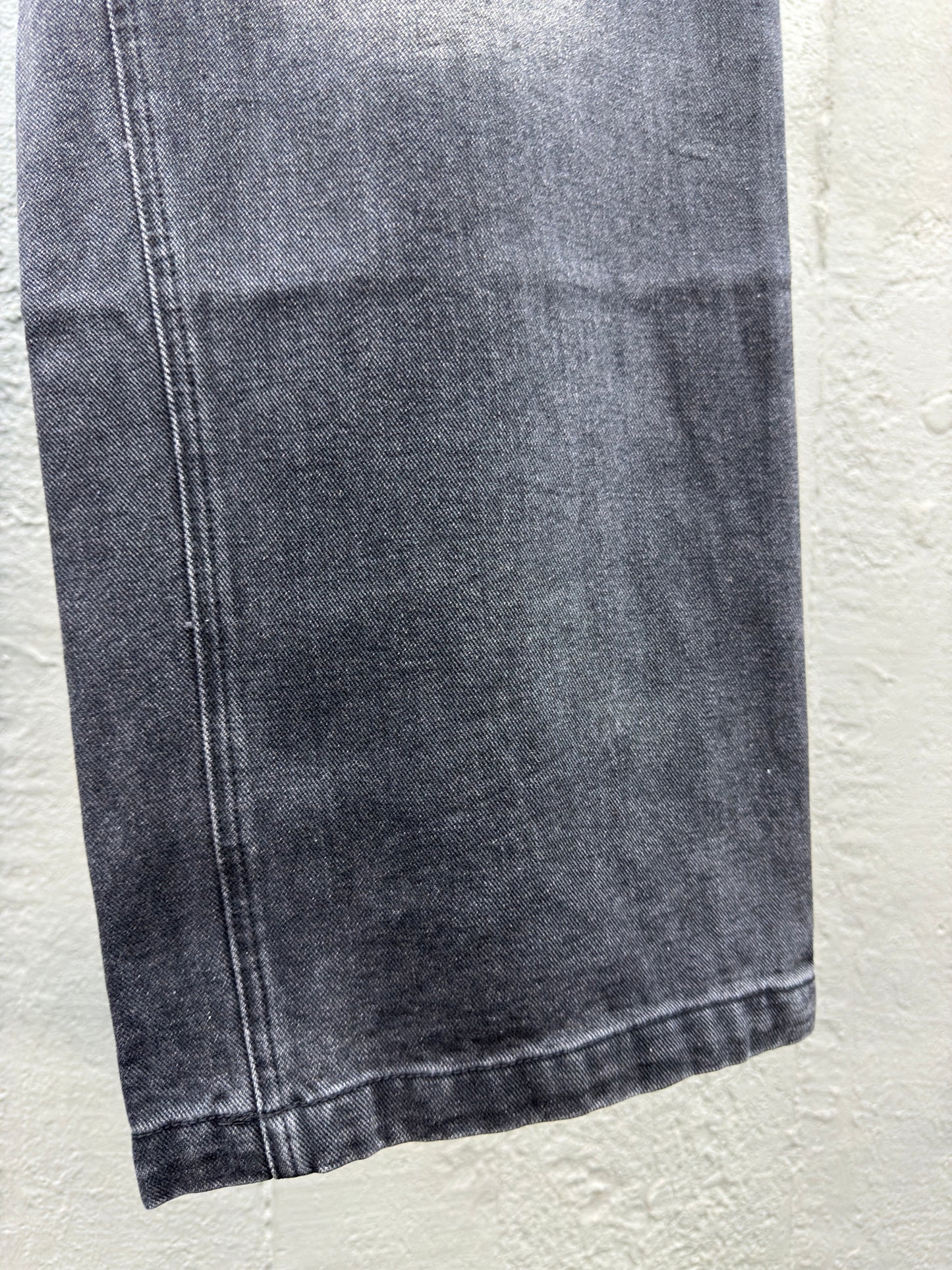 B  Camouflage Spliced Jeans