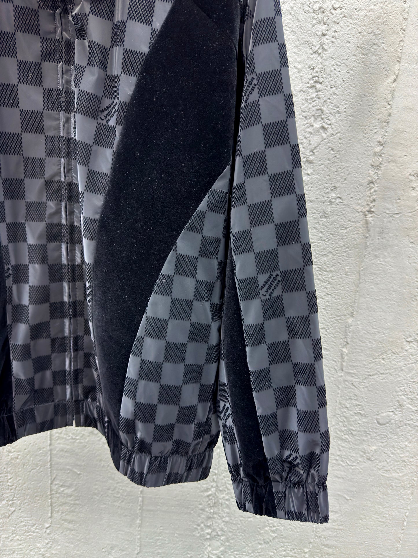 1V  25SS  Checkerboard Flocked Jacket
