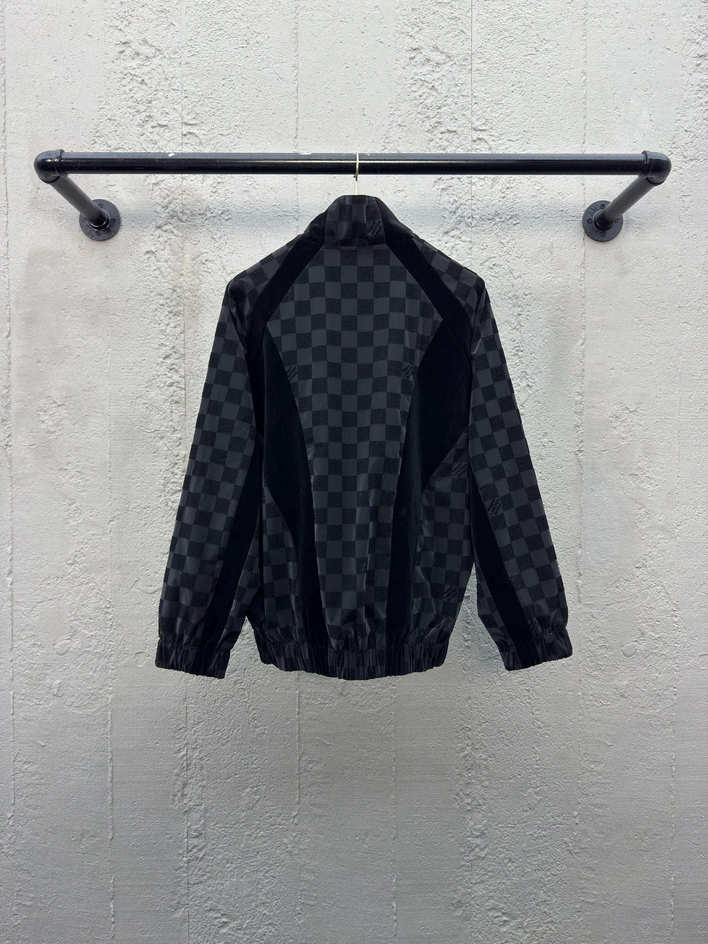 1V  25SS  Checkerboard Flocked Jacket