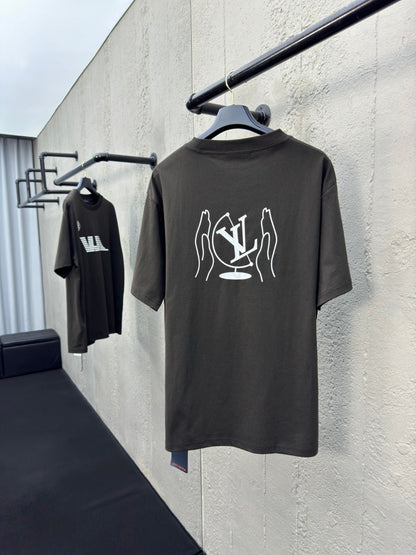 1V 2025SS Compass Print T-Shirt