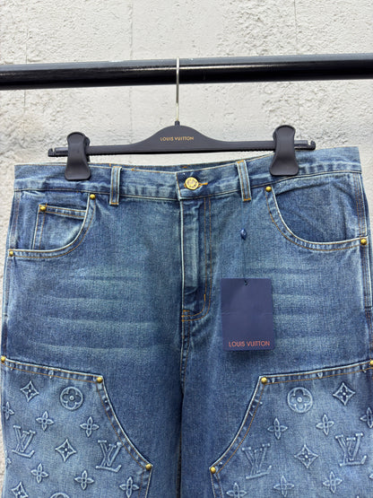 1V  embossed jeans blue