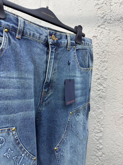 1V  embossed jeans blue