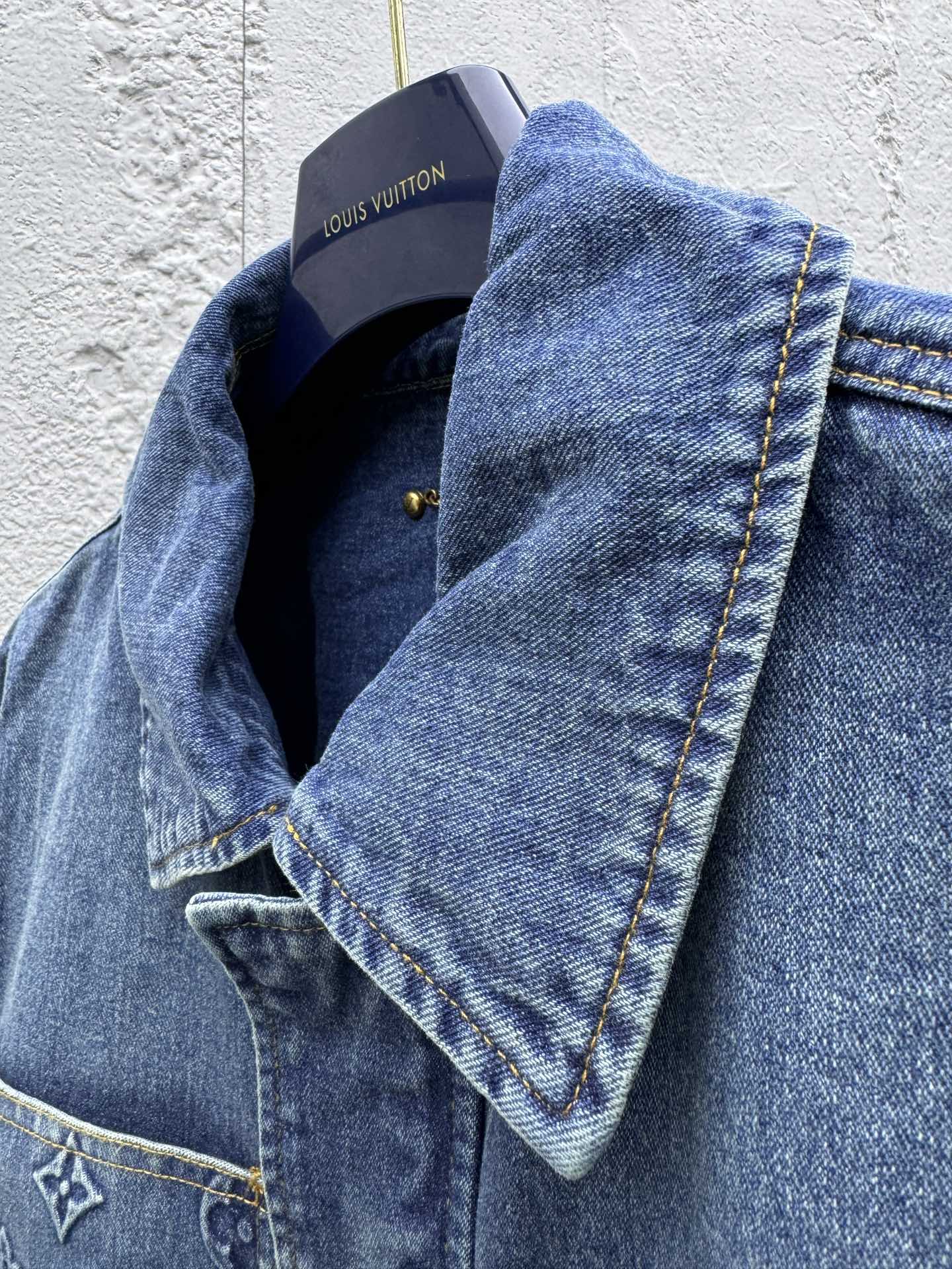 1V  25SS  embossed pocket denim jacket