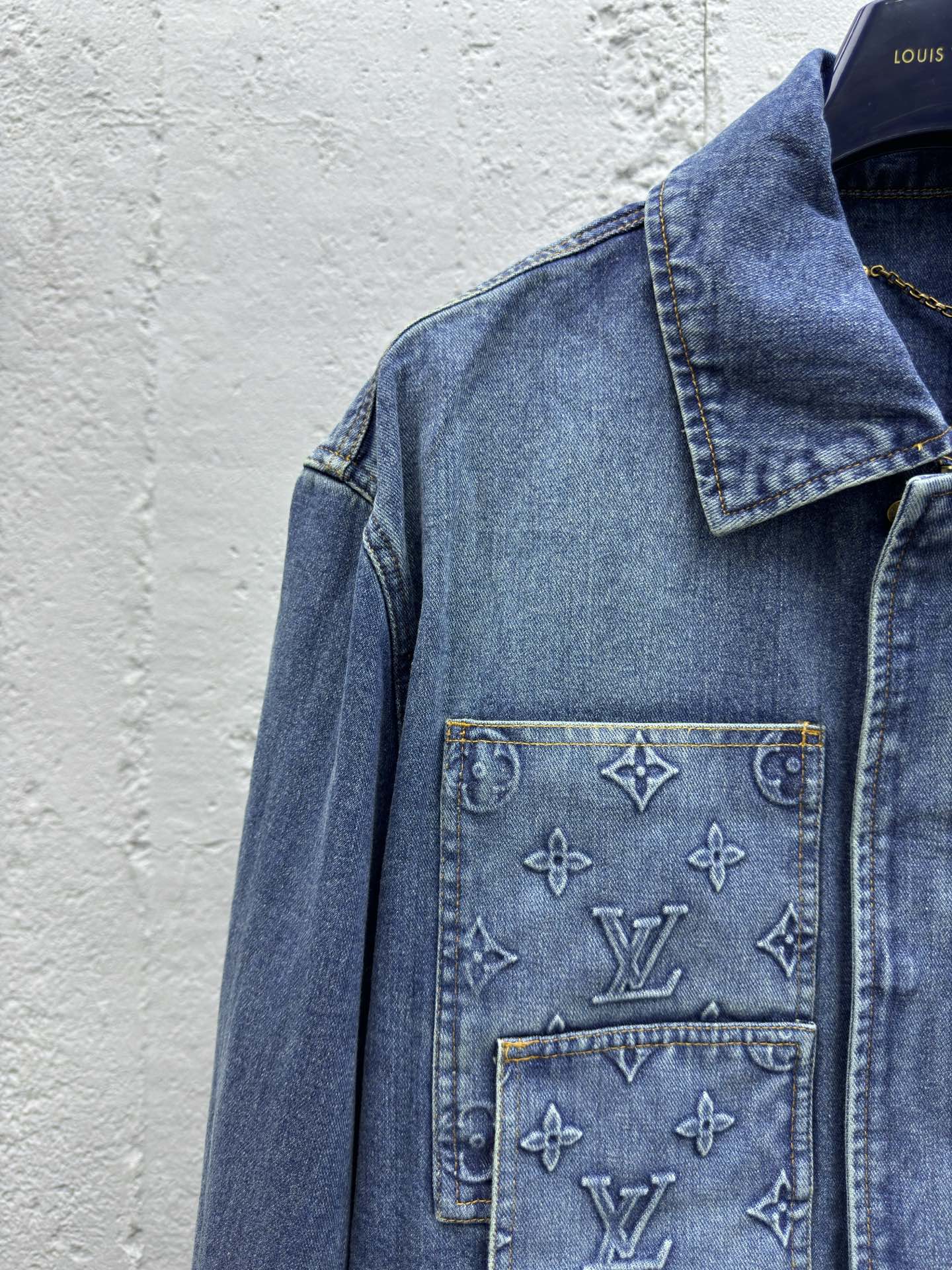1V  25SS  embossed pocket denim jacket
