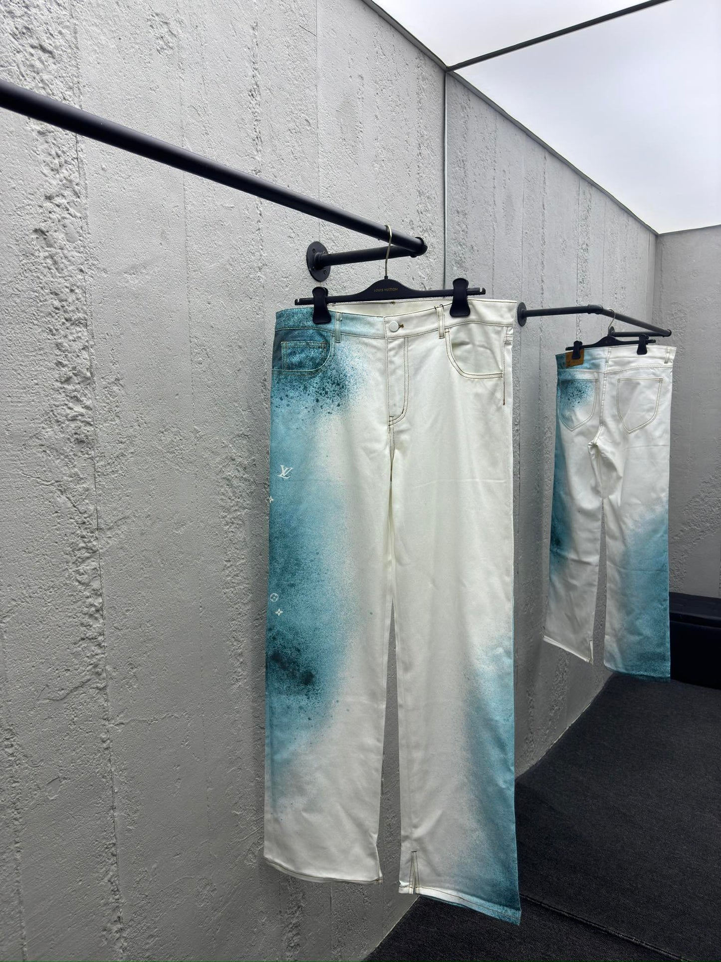 1V  Ink-splashed Starry Blue Jeans