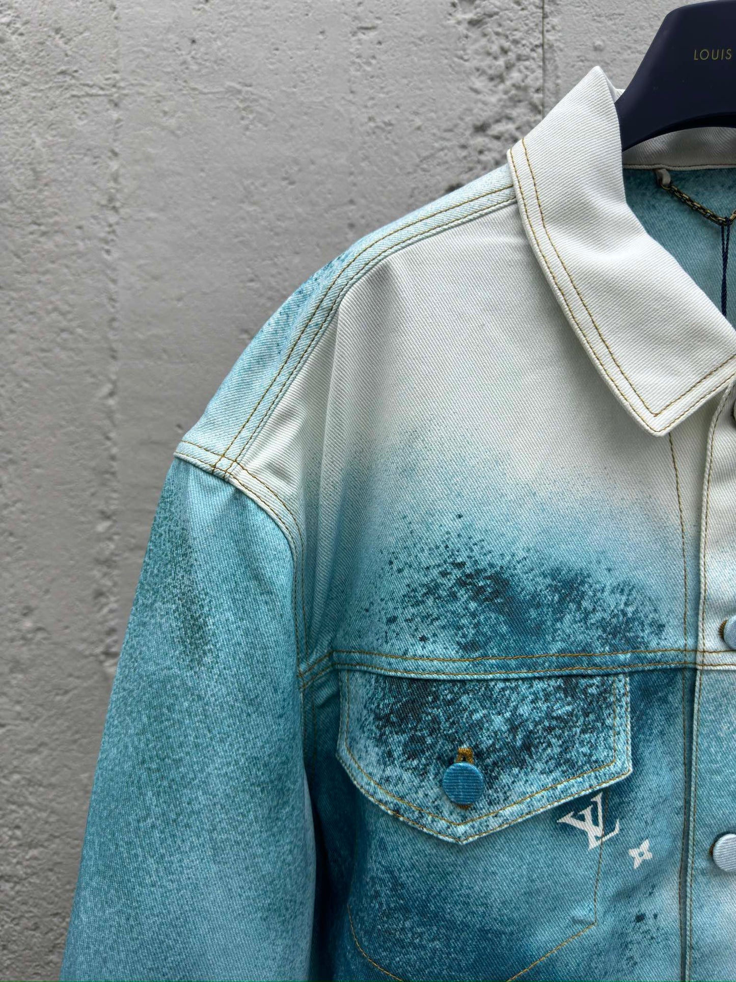 1V  ink-splashed starry sky denim jacket