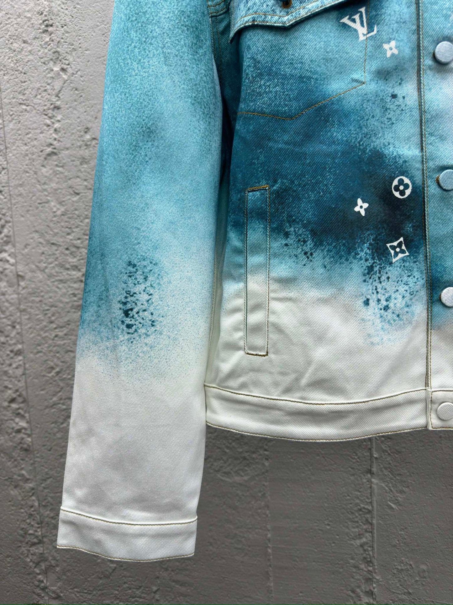 1V  ink-splashed starry sky denim jacket