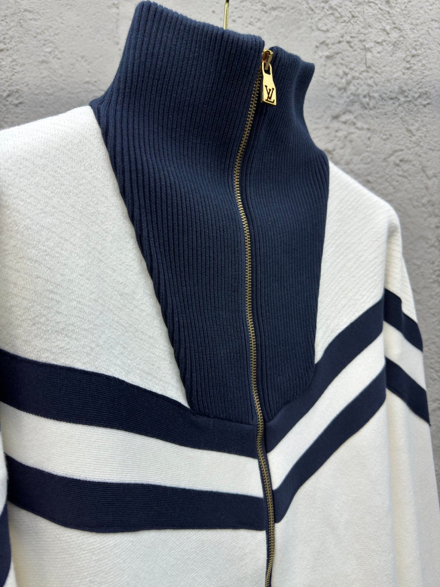 1V  25SS College Line Embroidered Jacket