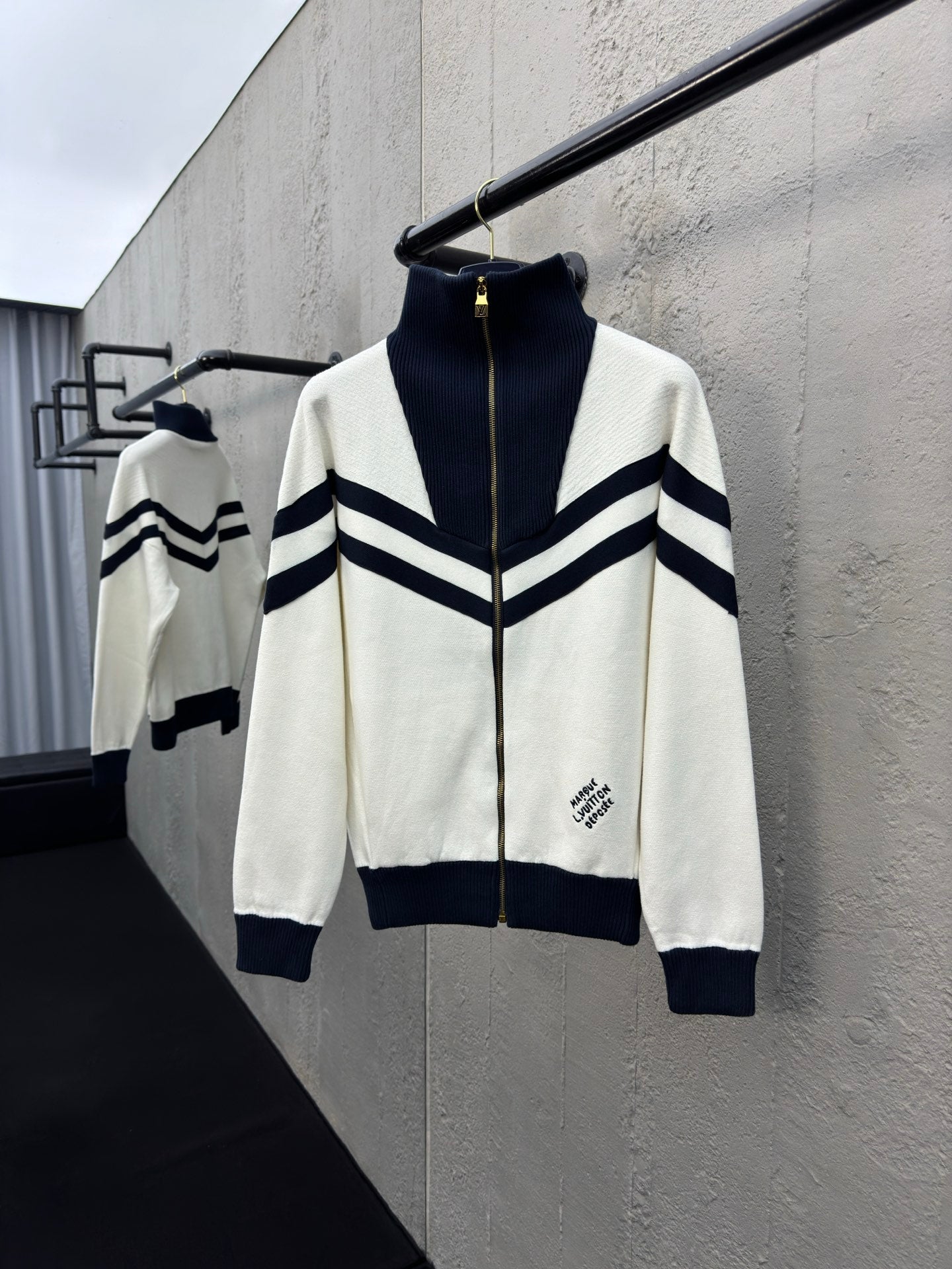 1V  25SS College Line Embroidered Jacket
