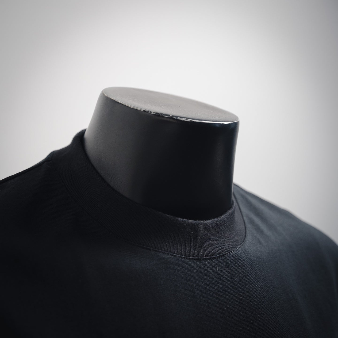 1V 2025ss shield T-shirt