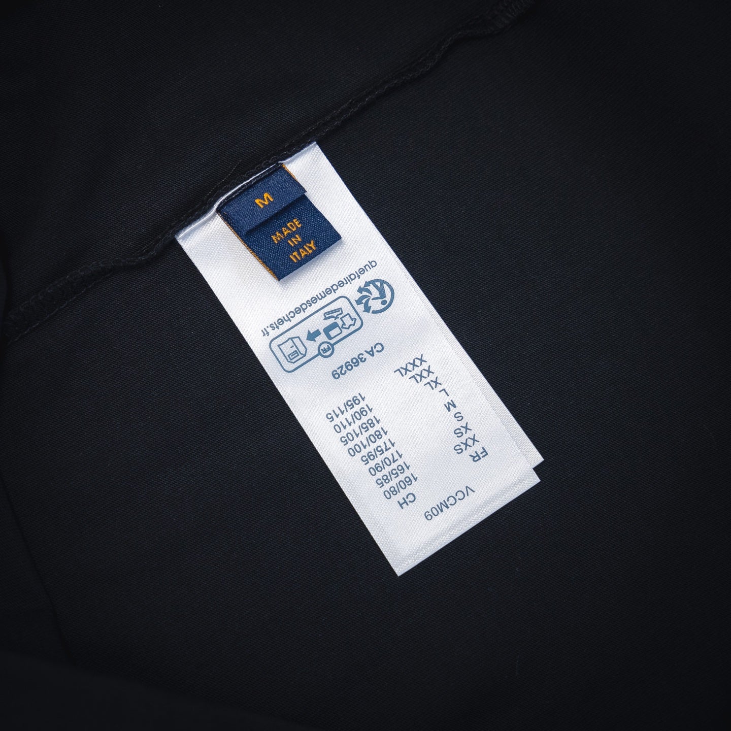 1V 2025ss shield T-shirt