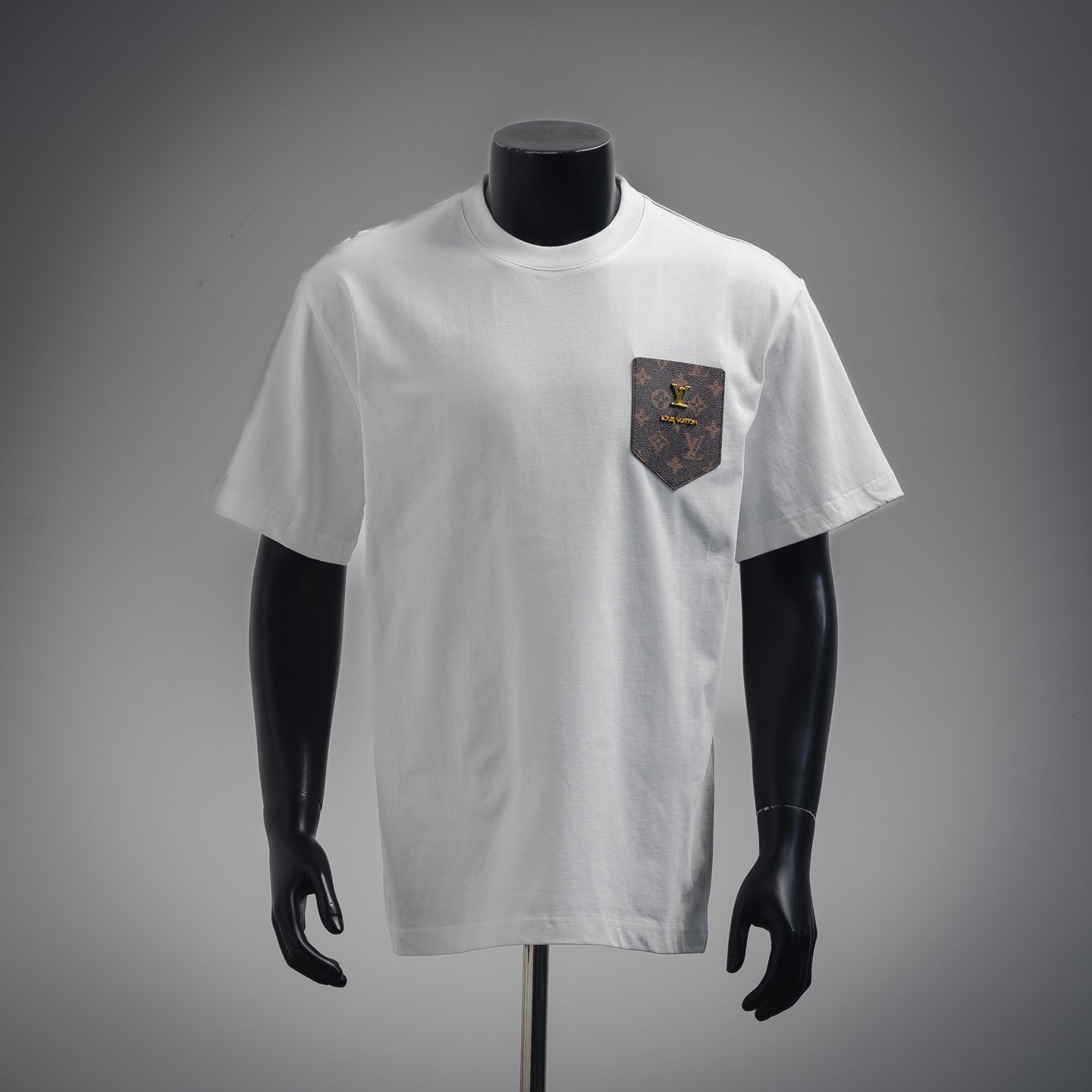 1V 2025ss shield T-shirt