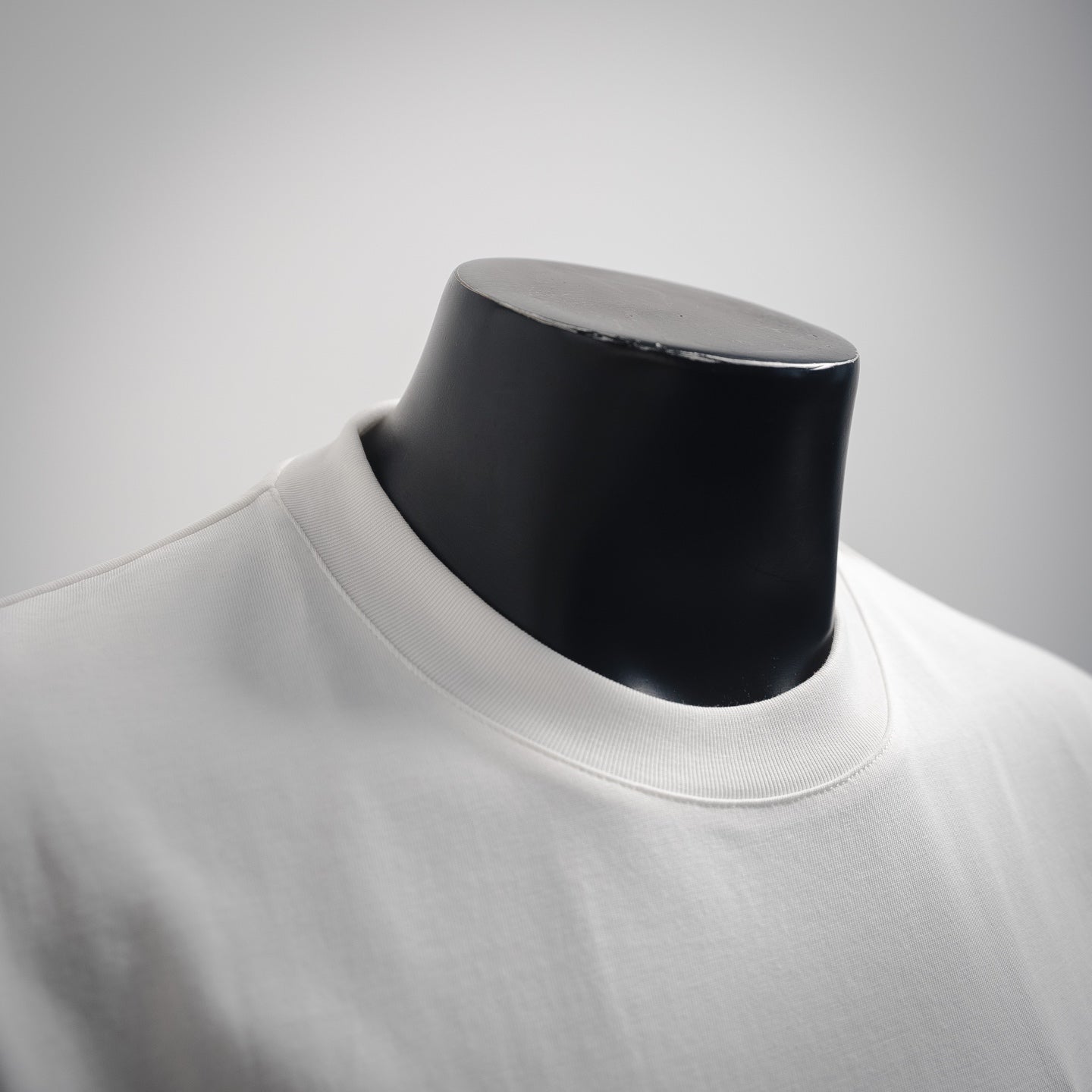 1V 2025ss shield T-shirt