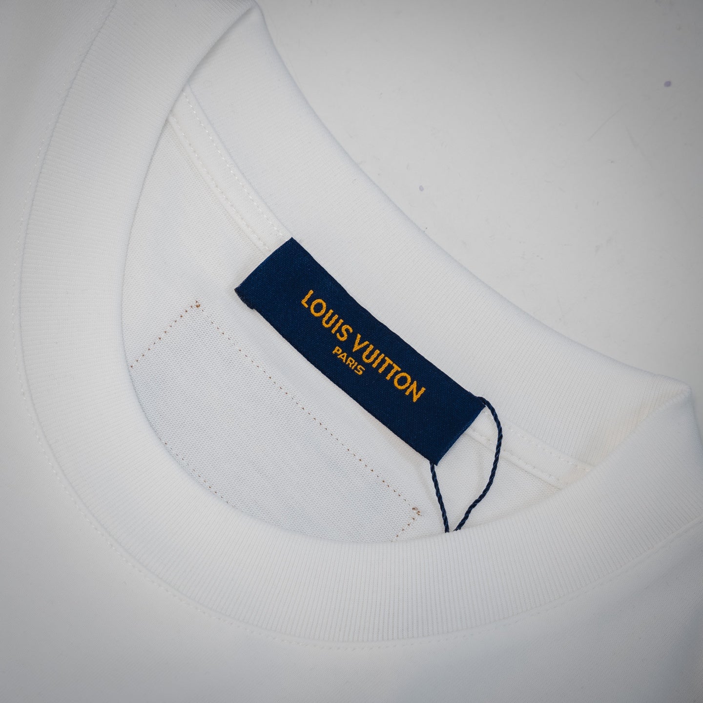 1V 2025ss shield T-shirt