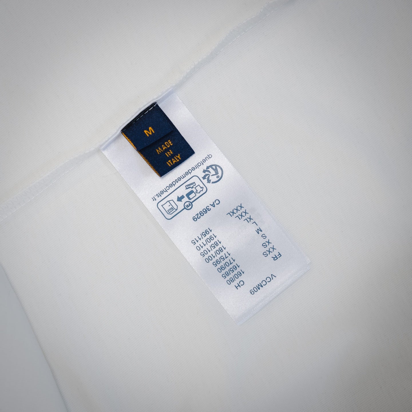 1V 2025ss shield T-shirt