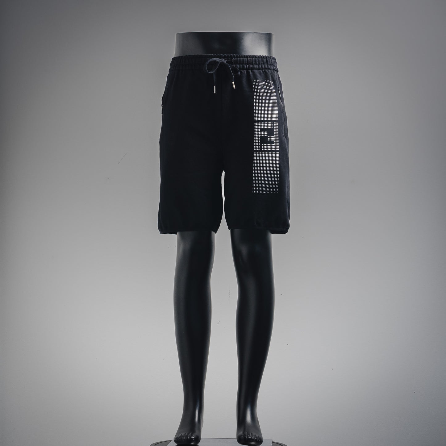 F Kurze Hosen 