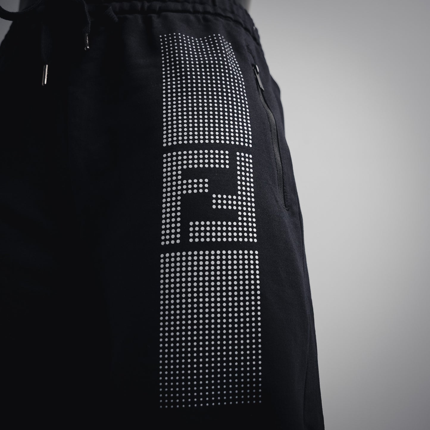 F Kurze Hosen 