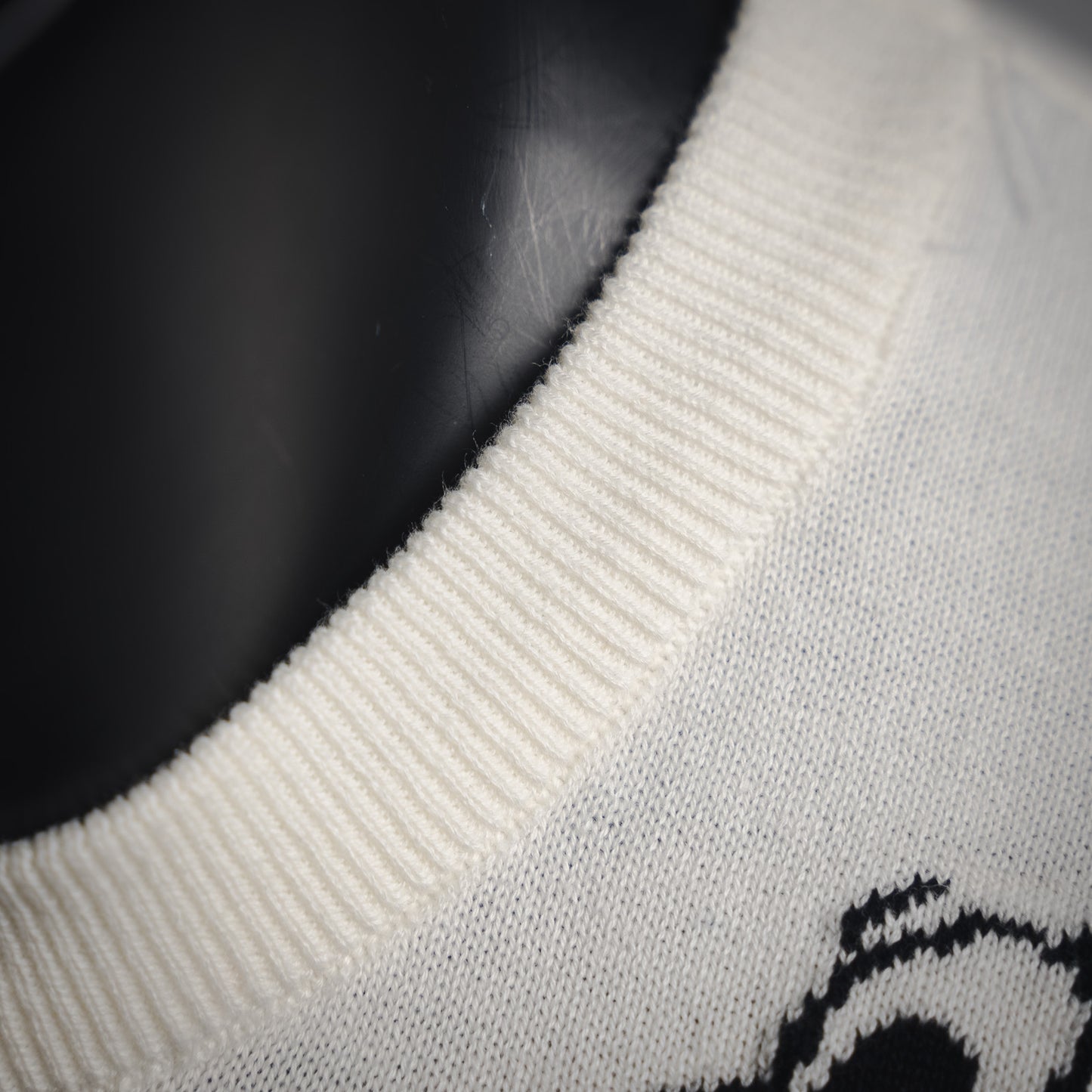 1V Graphic Jacquard Jersey T-Shirt